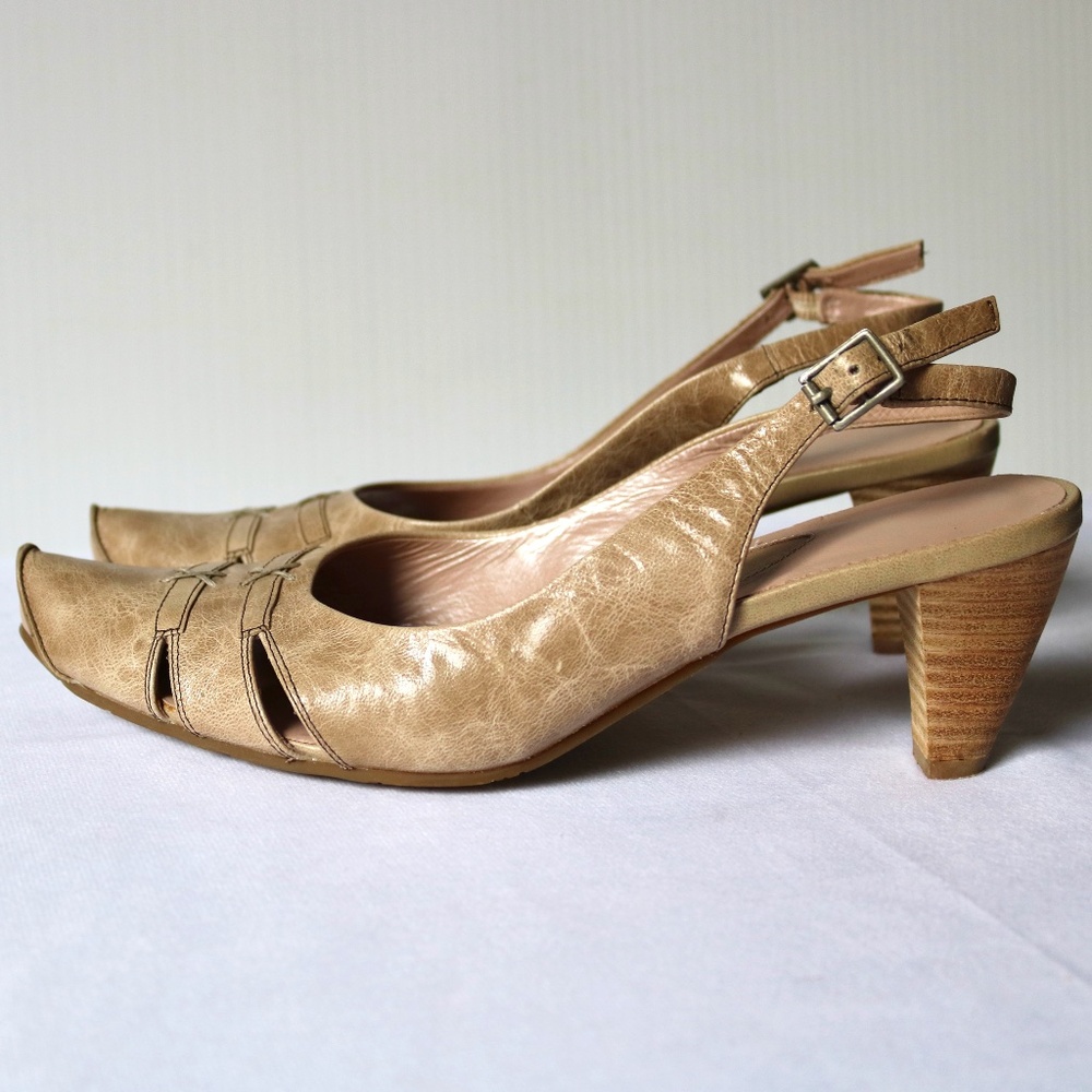 FUGITIVE By Francesco Rossi Leather Sling Back Heels Beige/Kaki Unique Size 38